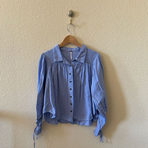 Free People Kiss Kiss blouse in lupine meadow color - Picture 7 of 10